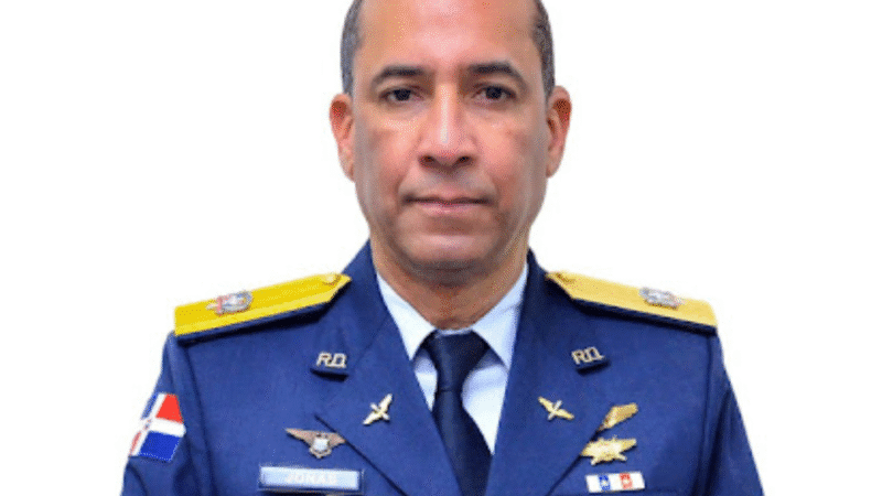 Ministro de Defensa designa al general de brigada piloto Jonás Reynoso Barrera como director ejecutivo de la Dirección Nacional Antiterrorista
