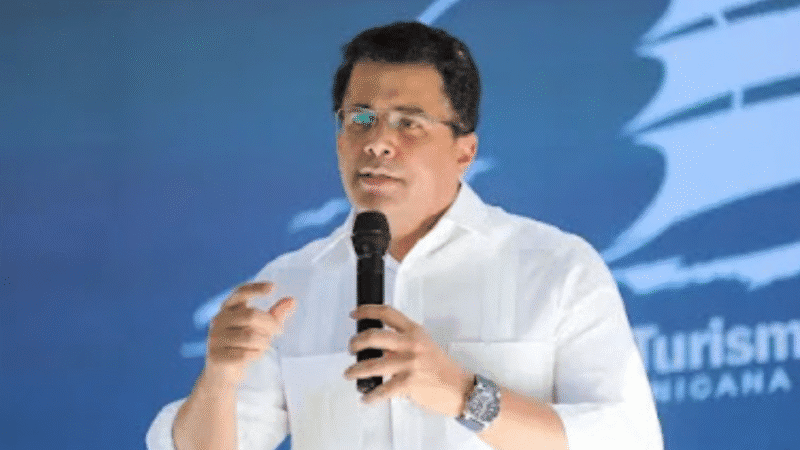 RD recibe 201,889 turistas por vía área en Semana Santa