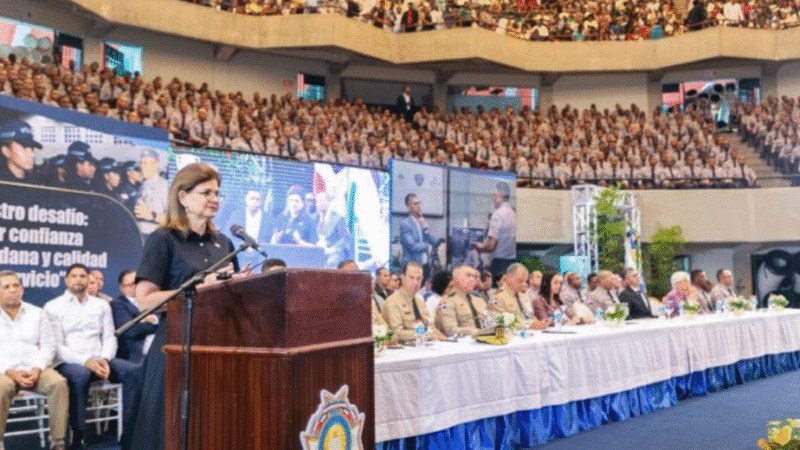 Raquel Peña encabeza histórica graduación de más de 3,000 nuevos policías