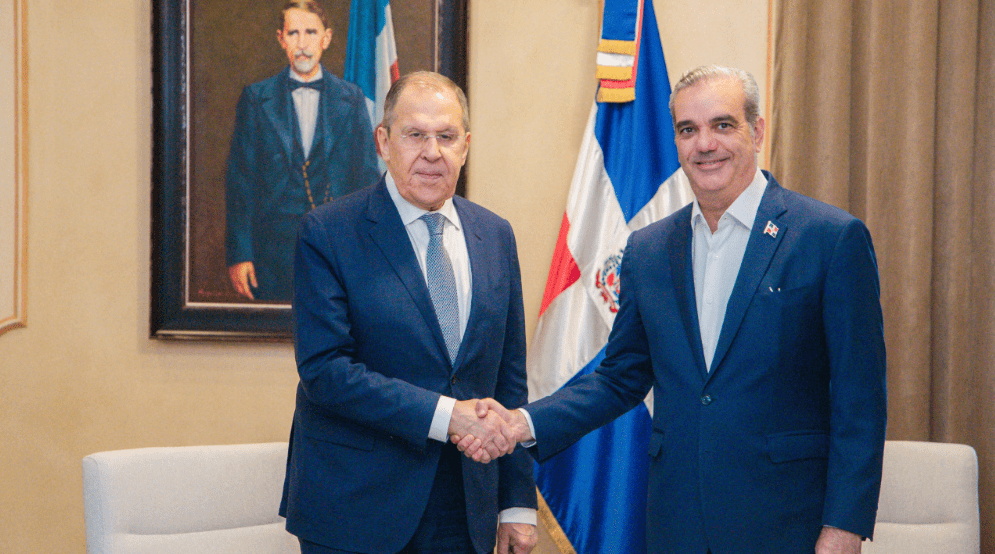 Presidente Luis Abinader recibe en Palacio Nacional al canciller ruso Serguéi Lavrov