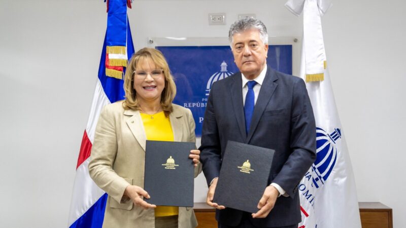ONAPREP y Plan Social firman acuerdo para incluir reclusos en labores comunitarias