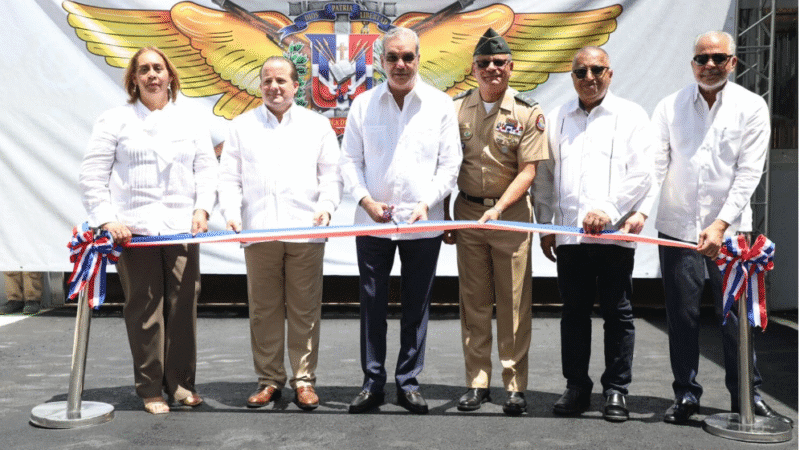 Presidente Abinader inaugura primera fase de la planta de ensamblaje de vehículos en San Cristóbal