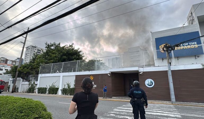 Colegio Lux Mundi controla conato de incendio sin daños ni heridos