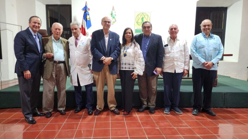 Academia de Ciencias celebra coloquio sobre Inteligencia Artificial en las Ciencias de la Salud