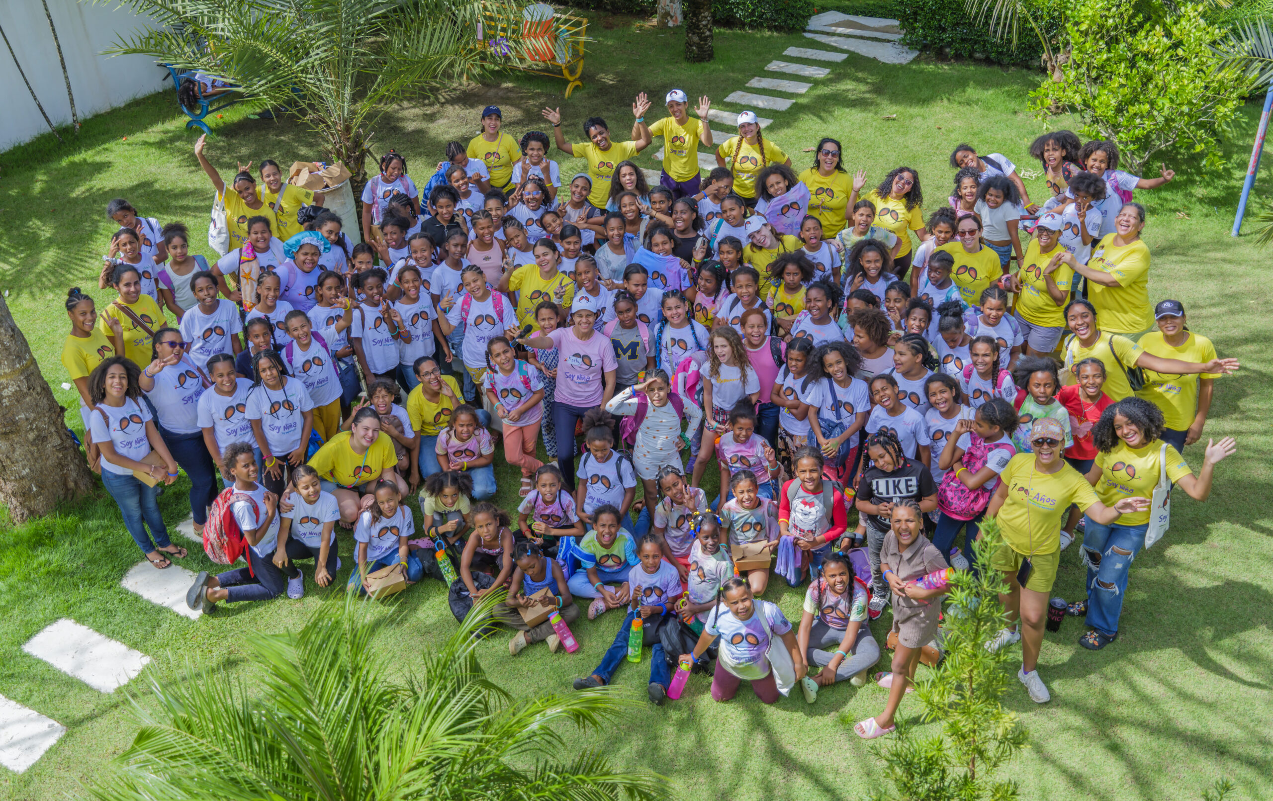 Fundación Tropicalia impulsa creatividad, liderazgo y compromiso ambiental en la edición 2025 de “Soy niña, soy importante” en Miches