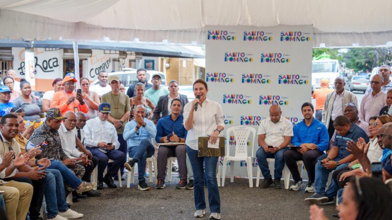 Carolina lleva soluciones al Ensanche Espaillat