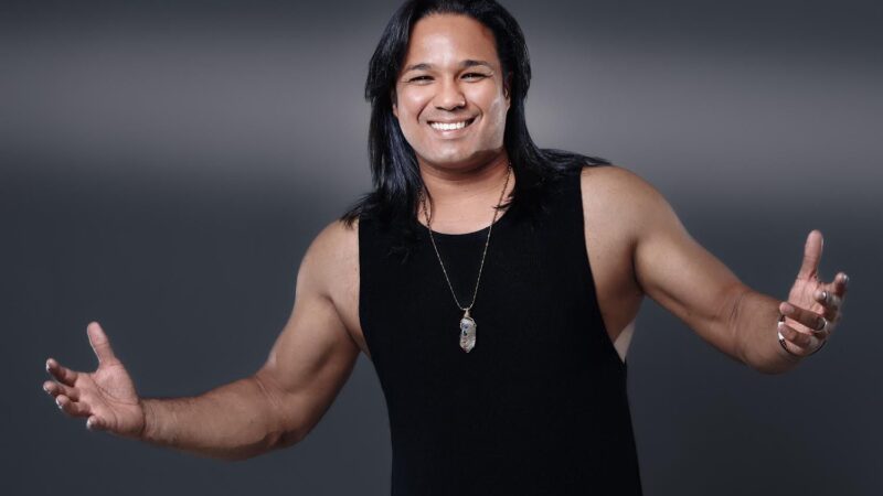 Héctor Gonz celebra 20 años de trayectoria con gran concierto en Hard Rock Café Santo Domingo