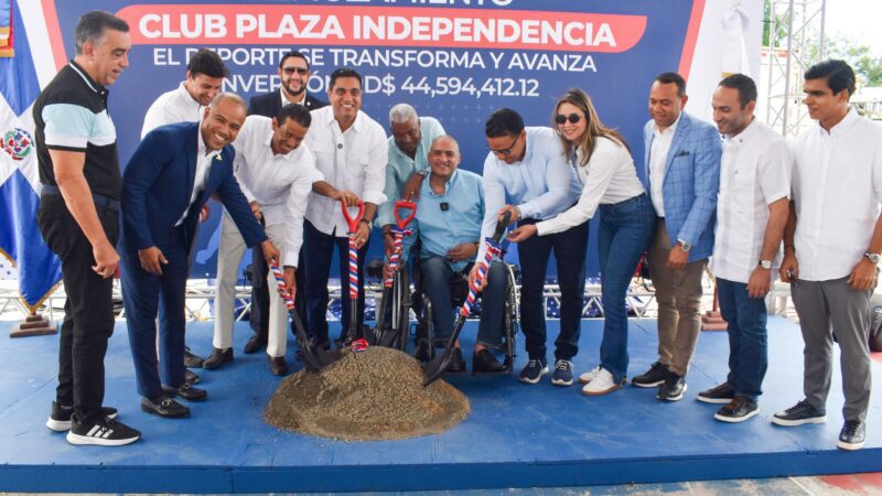 Ministro Kelvin Cruz inicia construcción de multiuso del Club Plaza Independencia