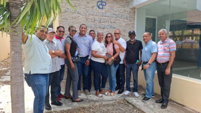 SNTP Barahona y candidato al CDP Gustavo Guzmán solicitan equipamiento para la Casa Club de Periodistas
