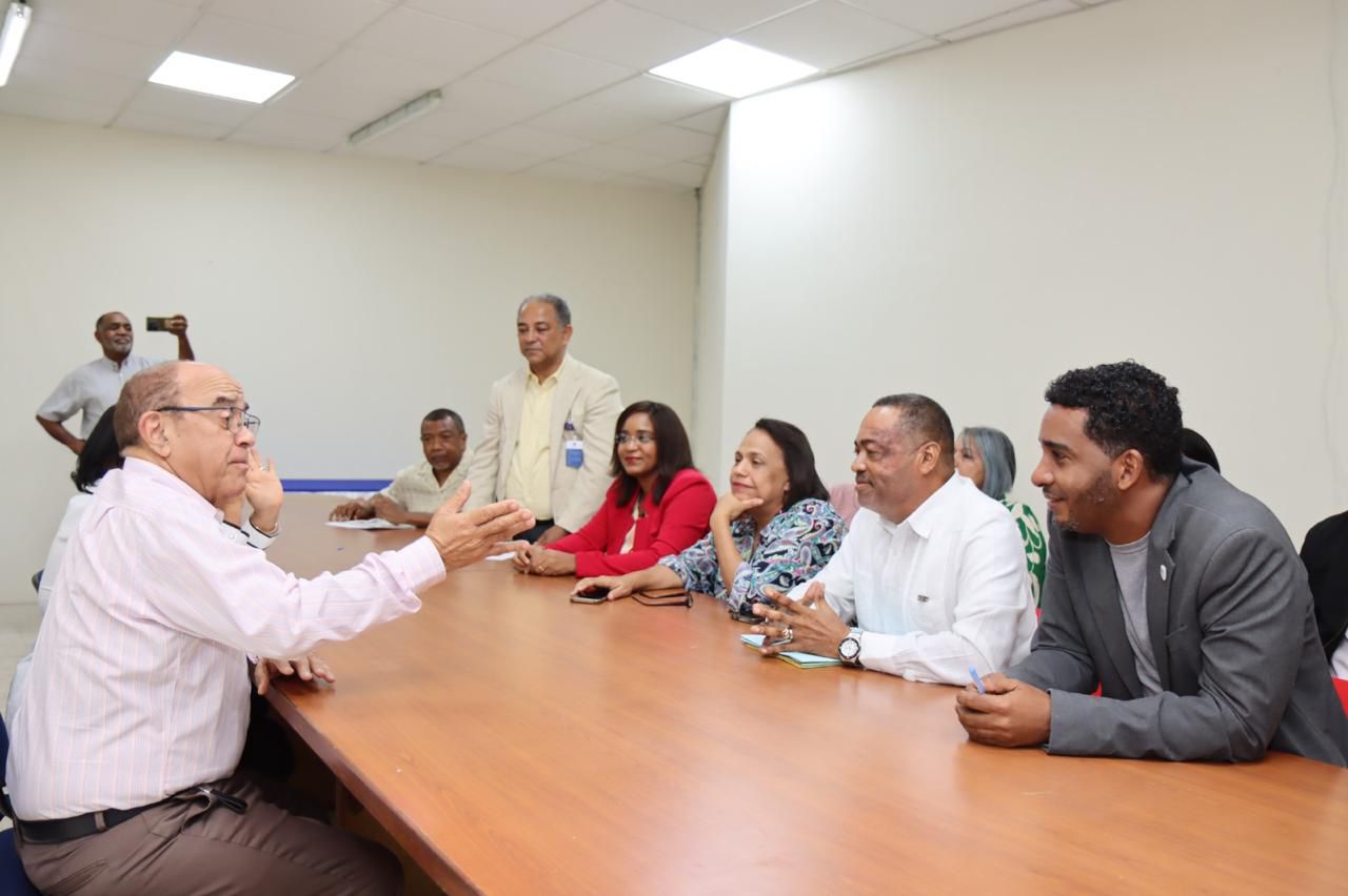 Plancha encabezada por José Beato inscribe candidatura al CDP 