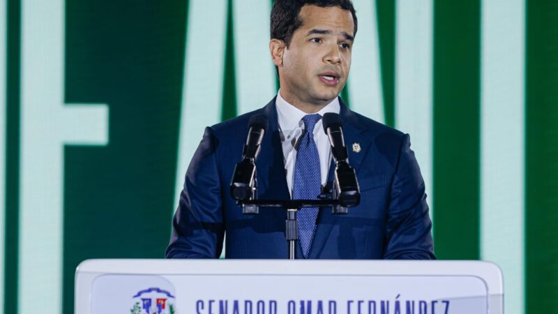 Omar Fernández rinde cuentas de su primer año de gestión como senador