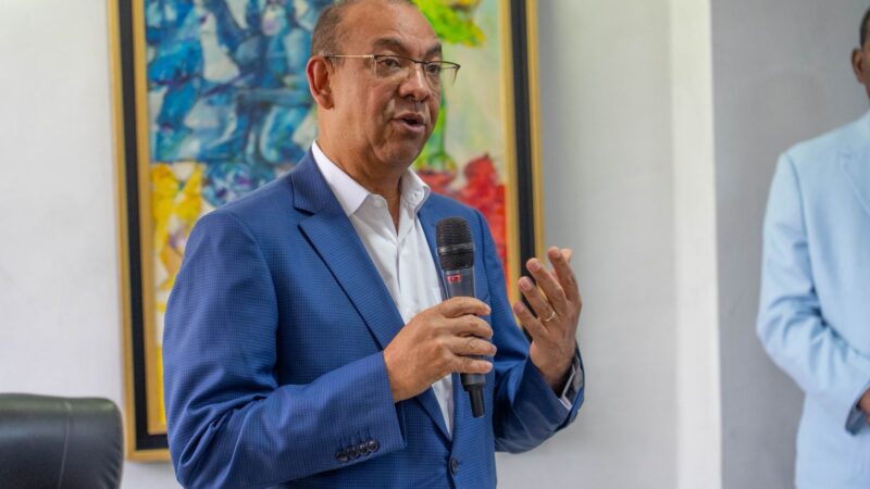 Deligne Ascensión destaca la capacidad y experiencia de Onésimo González en el servicio del tránsito