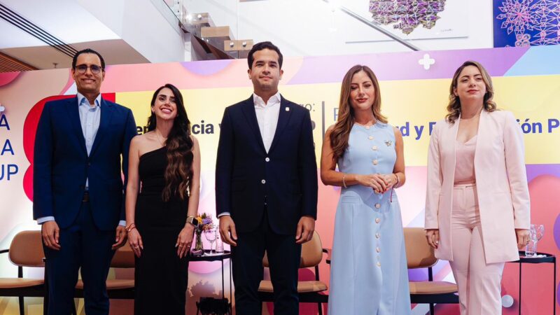 GALA Media Group celebra diálogo “Democracia y Desarrollo» donde resalta el papel de la juventud en la renovación política