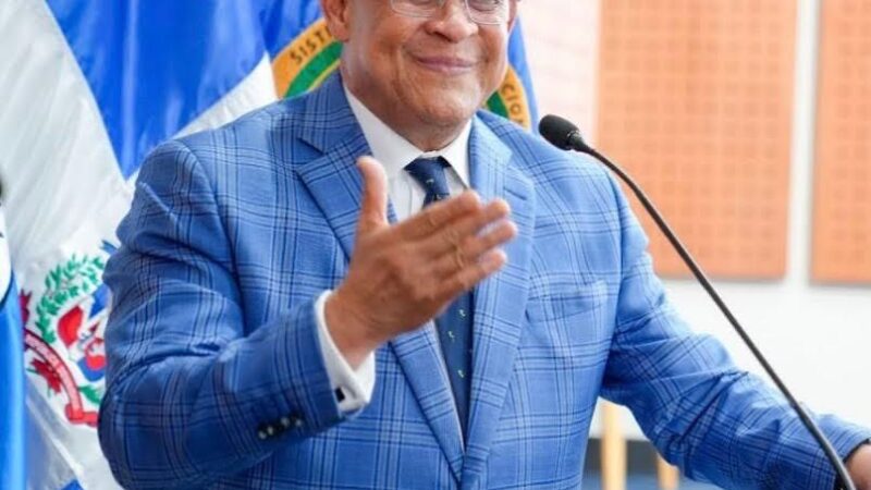 Santos Badía representará al presidente en apertura del año escolar 2025-2026 en Salcedo