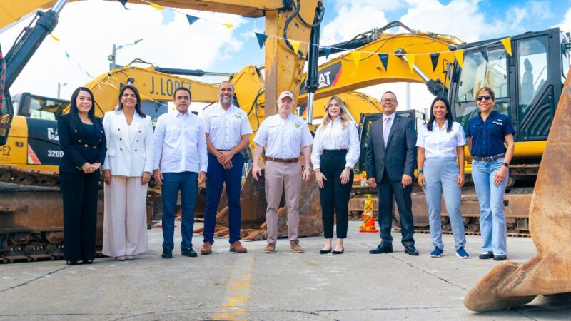 Banco Caribe impulsa el desarrollo empresarial en la Feria de Equipos Imca Usados