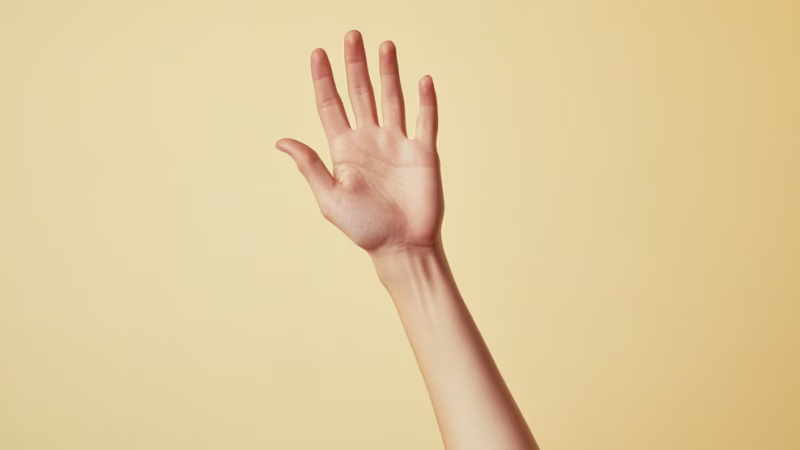 Día internacional de las personas zurdas: cifras, curiosidades y las celebridades que dejaron su huella