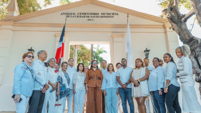 Carolina inaugura Plaza de Memoria como parte de la restauración del Antiguo Cementerio Municipal de SD