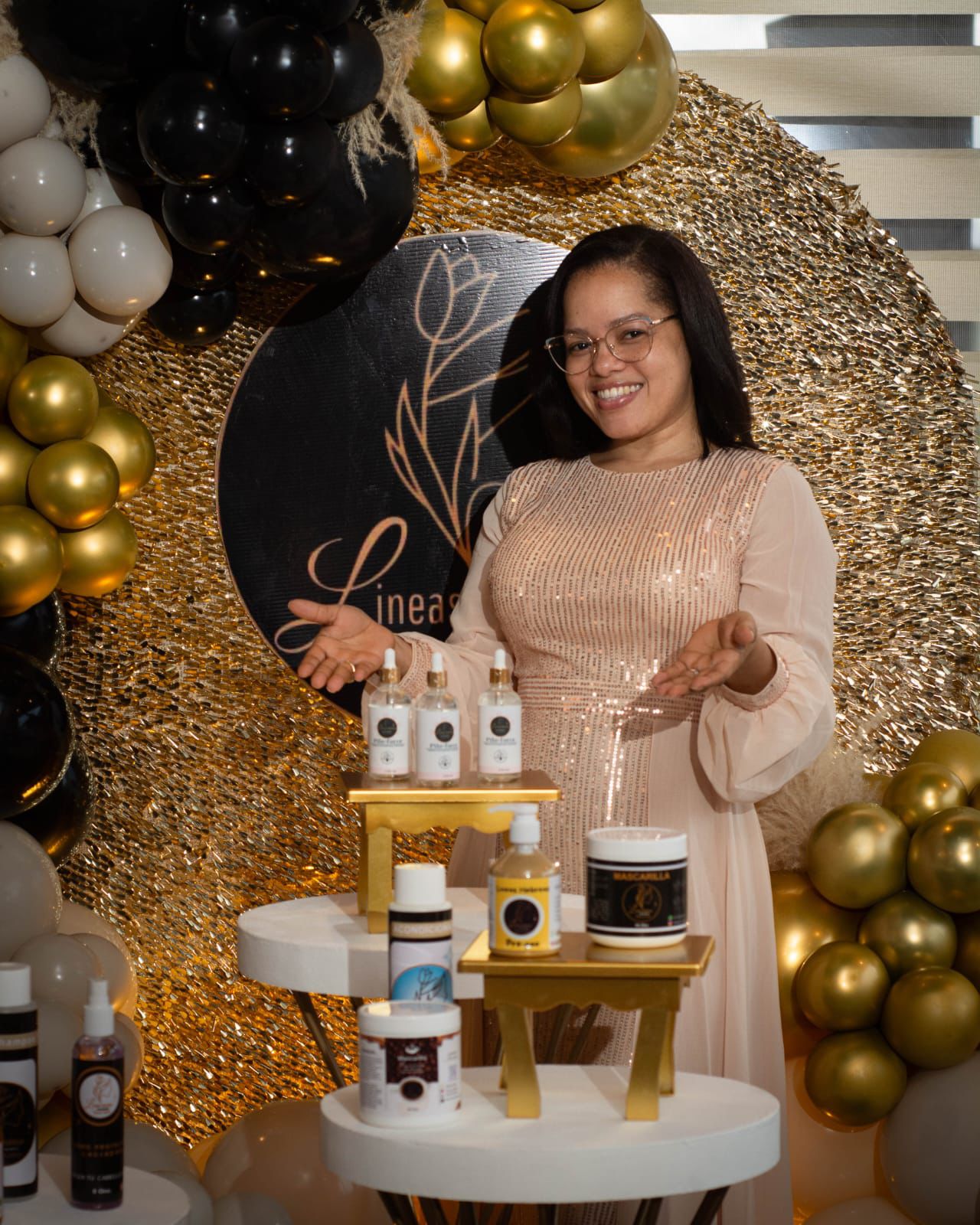 Líneas Hebreas celebra su Primer Aniversario con Doble Lanzamiento, Reconocimientos y Sorpresas