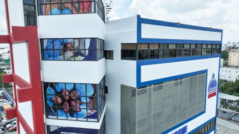 INABIE incorpora atención psicológica para estudiantes con condiciones físicas atendidas por sus programas de salud