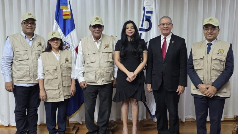 Observatorio de Políticas Migratorias se reúne con la Procuradora General