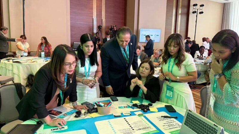 Víctor Atallah asegura que la participación ciudadana es fundamental para seguir mejorando el sistema de salud