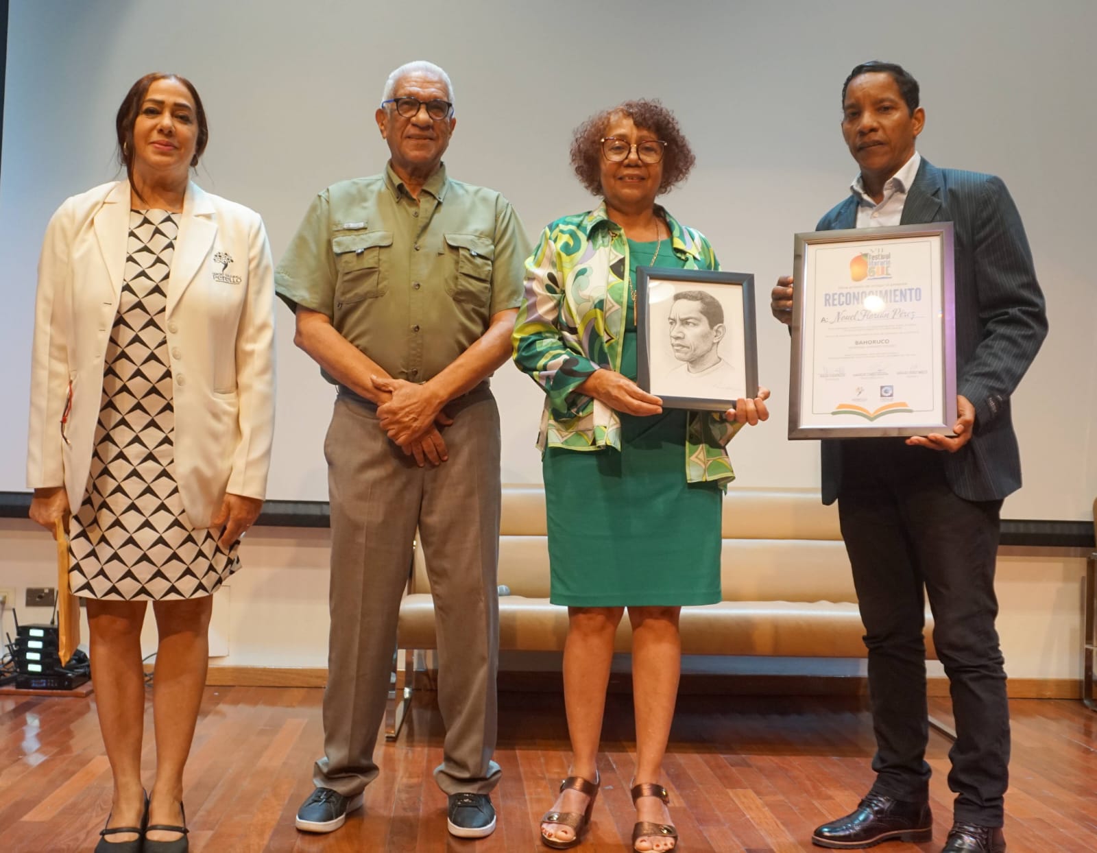 Concluye con éxito en Baní, el VII Festival Literario Sur 2025; Pedernales será sede de la Octava Edición 2026