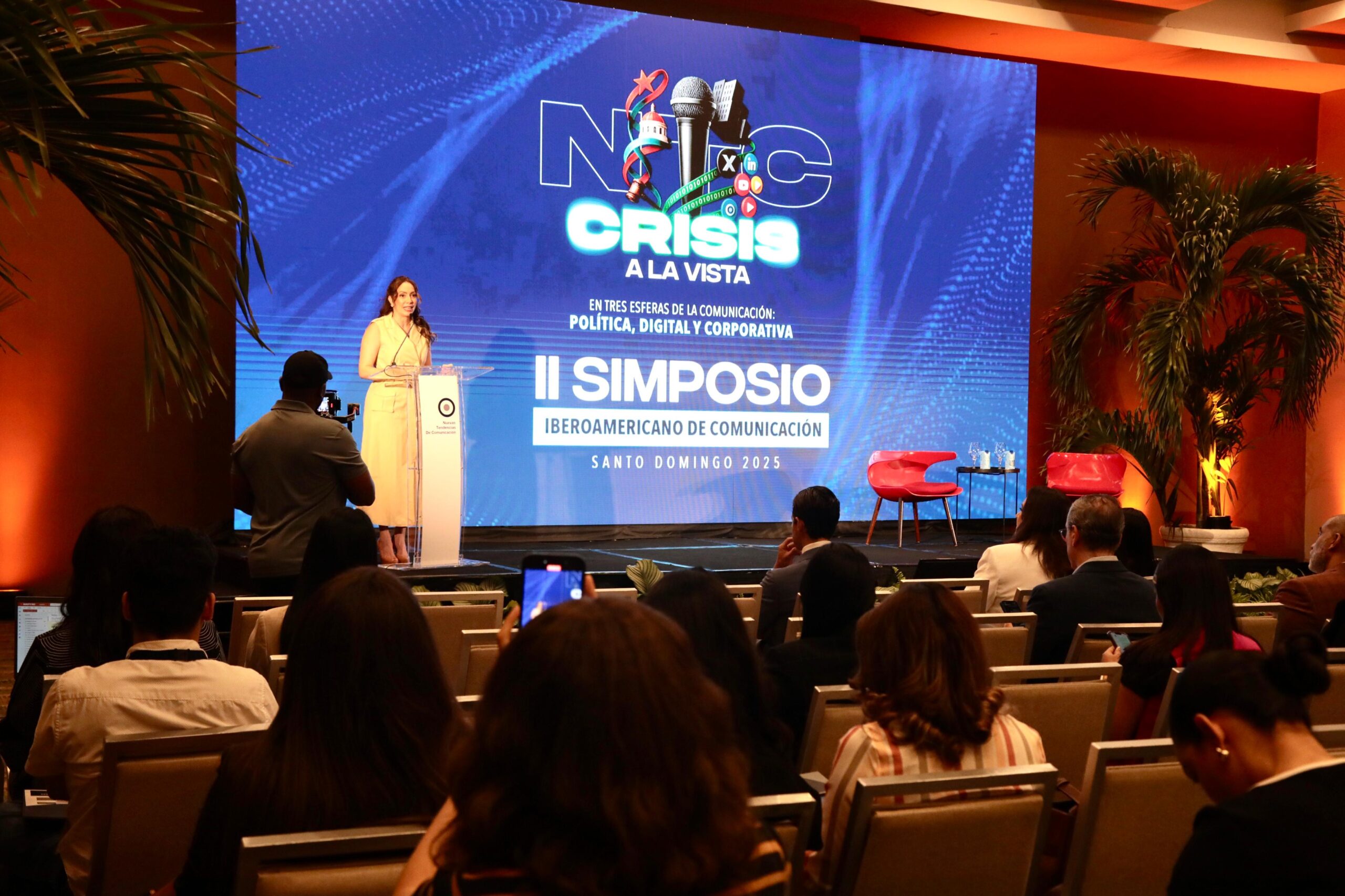 Se inicia II Simposio Iberoamericano de Comunicación 2025 con figuras nacionales e internacionales