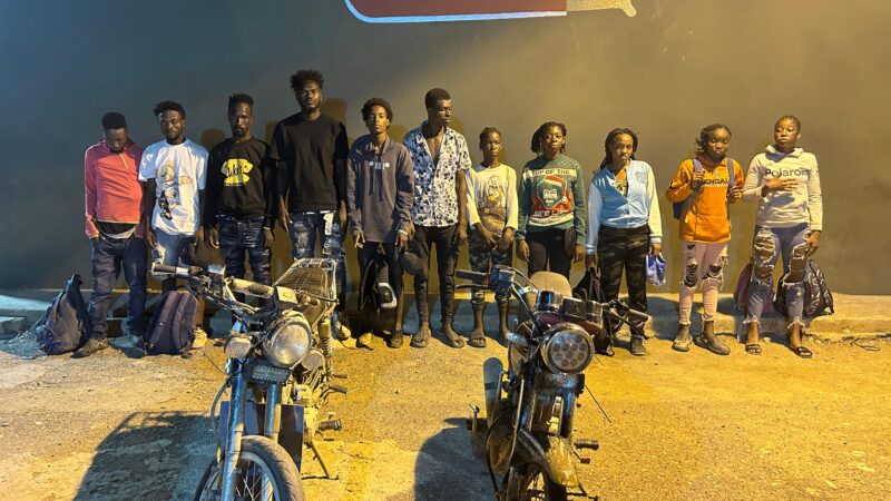 Ejército intensifica operativos en la línea noroeste; detienen 30 nacionales haitianos en situación migratoria irregular