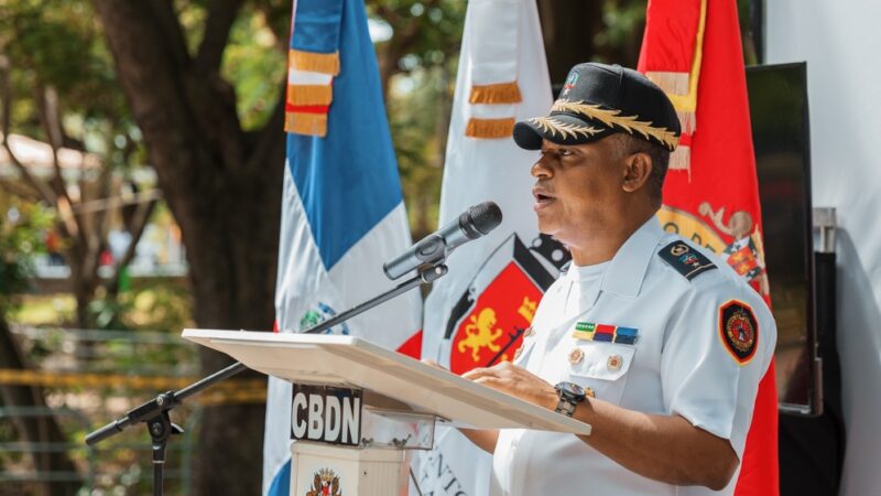 “Bomberos en Familia 2025” tendrá manguerazo, charlas y condecoraciones este miércoles