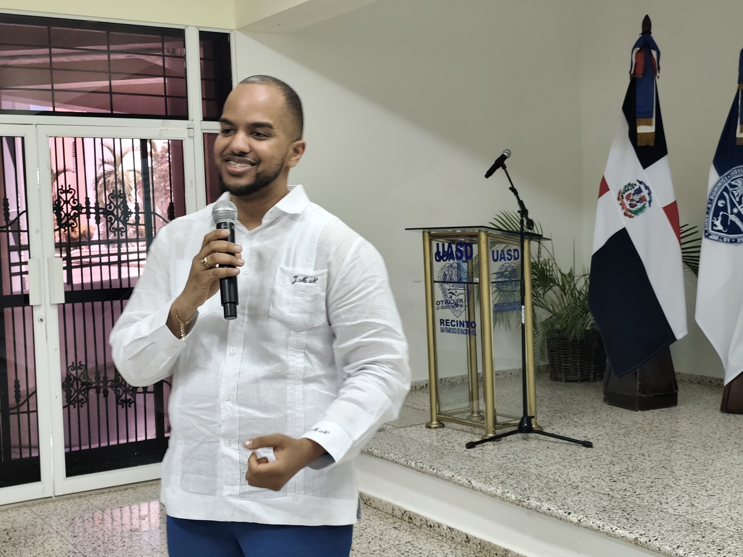 Juan Martínez Nova: RD necesita hoja de ruta en IA aplicada a la educación