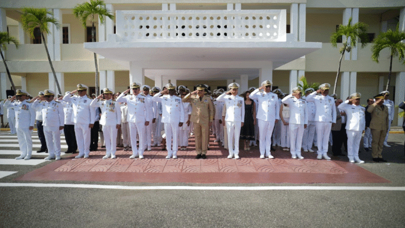 Ministro de Defensa encabeza acto de cambio de mando en la Armada de República Dominicana