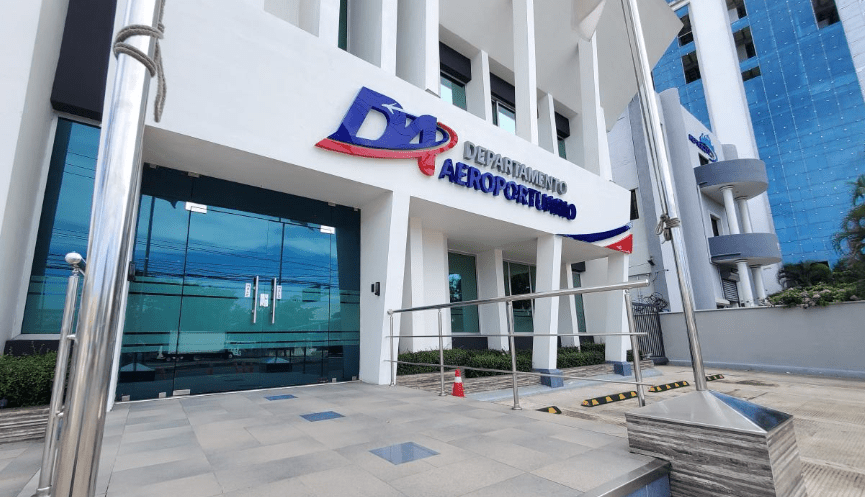 Comisión Aeroportuaria ordena a AERODOM pagar cinco millones de dólares por fallo eléctrico en el AILA