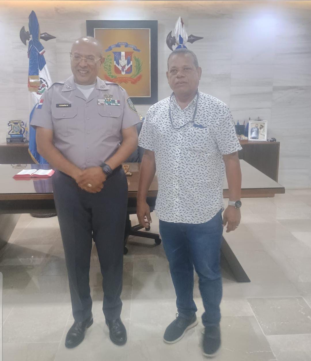 Lic. Manuel Félix Rubio realiza visita de cortesía al jefe de la Policía Nacional