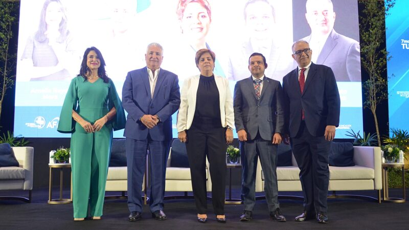 Colegio Dominicano de Odontólogos participa en panel Retos, aprendizajes y oportunidades en turismo de salud y medicina turística
