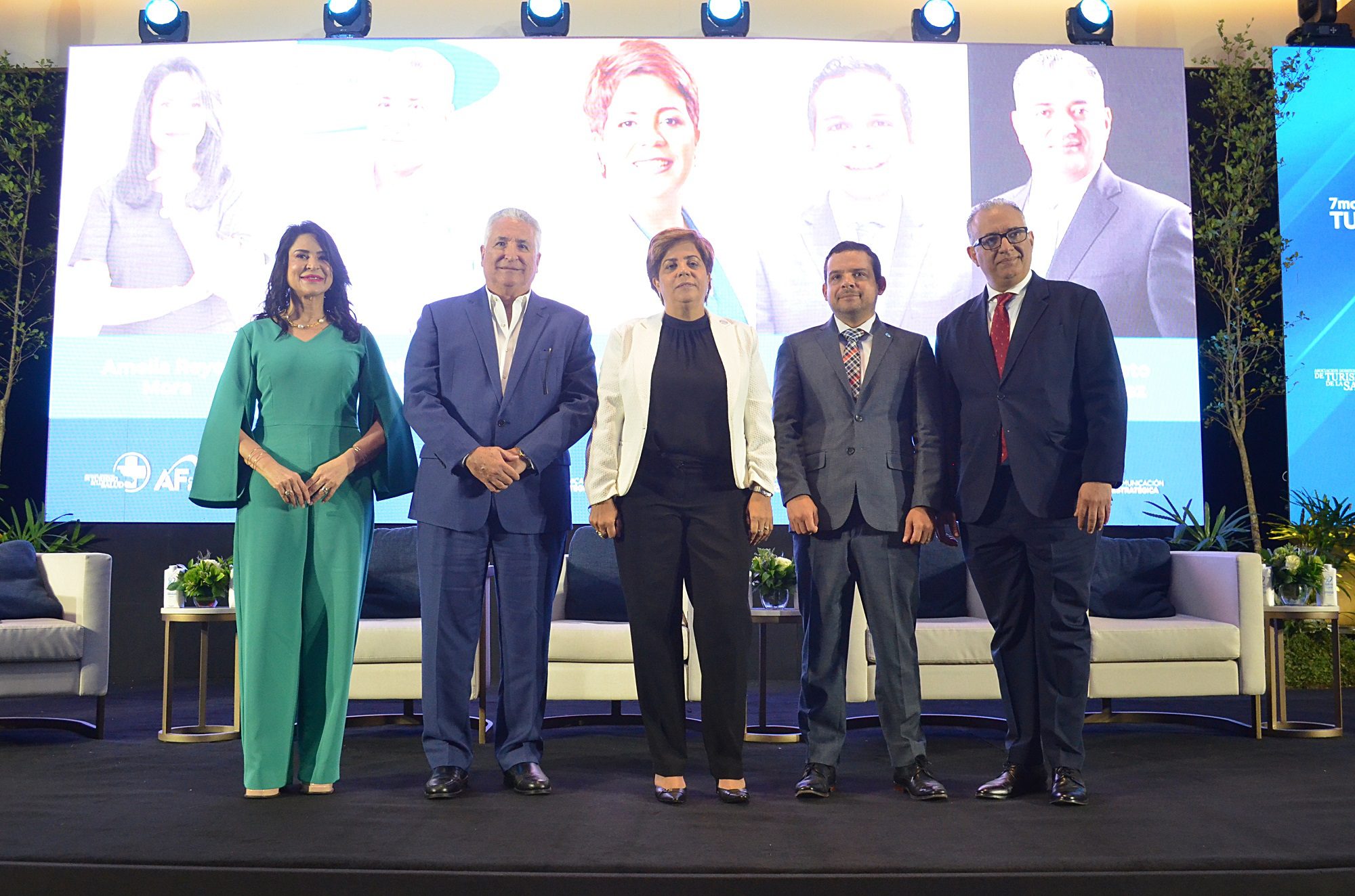 Colegio Dominicano de Odontólogos participa en panel Retos, aprendizajes y oportunidades en turismo de salud y medicina turística