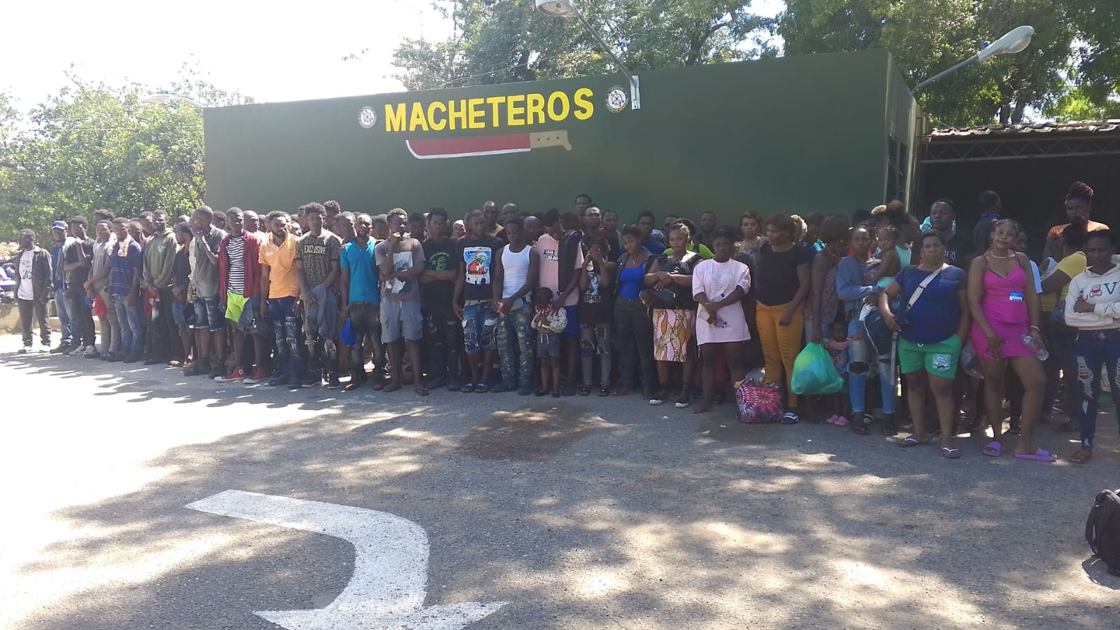 Ejército detiene a 91 haitianos indocumentados durante operativos en Santiago Rodríguez y Monción
