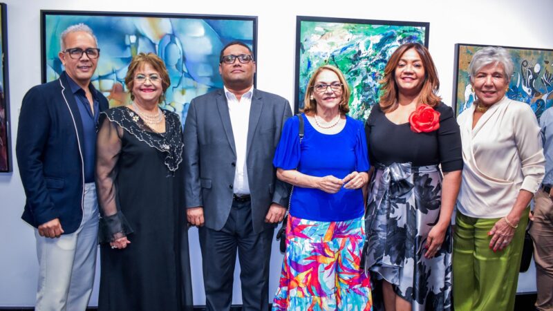 Presentan 2da. Versión Exposición Colectiva de Pintores Dominicanos Arte con Propósito en el Centro Cultural del INDOTEL   