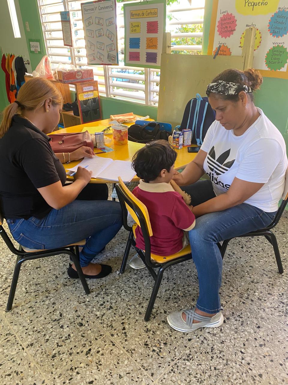 Cooperativas AIRAC impulsan programa que garantiza acceso educativo a niños con discapacidad en RD