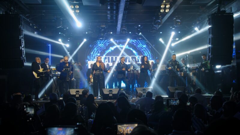 The New York Band renace con fuerza y enciende Hard Rock Café en su gran regreso