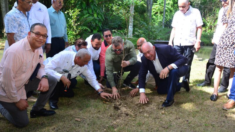 Hecmilio Galvan: «Agricultores y Ganaderos son defensores del medio ambiente»