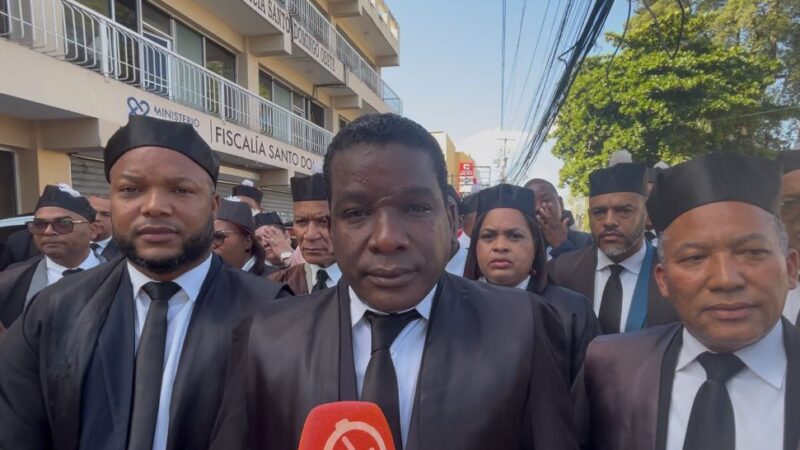 Yery Castro encabeza rechazo al traslado de la Sala Penal de la Corte de Apelación de SDO