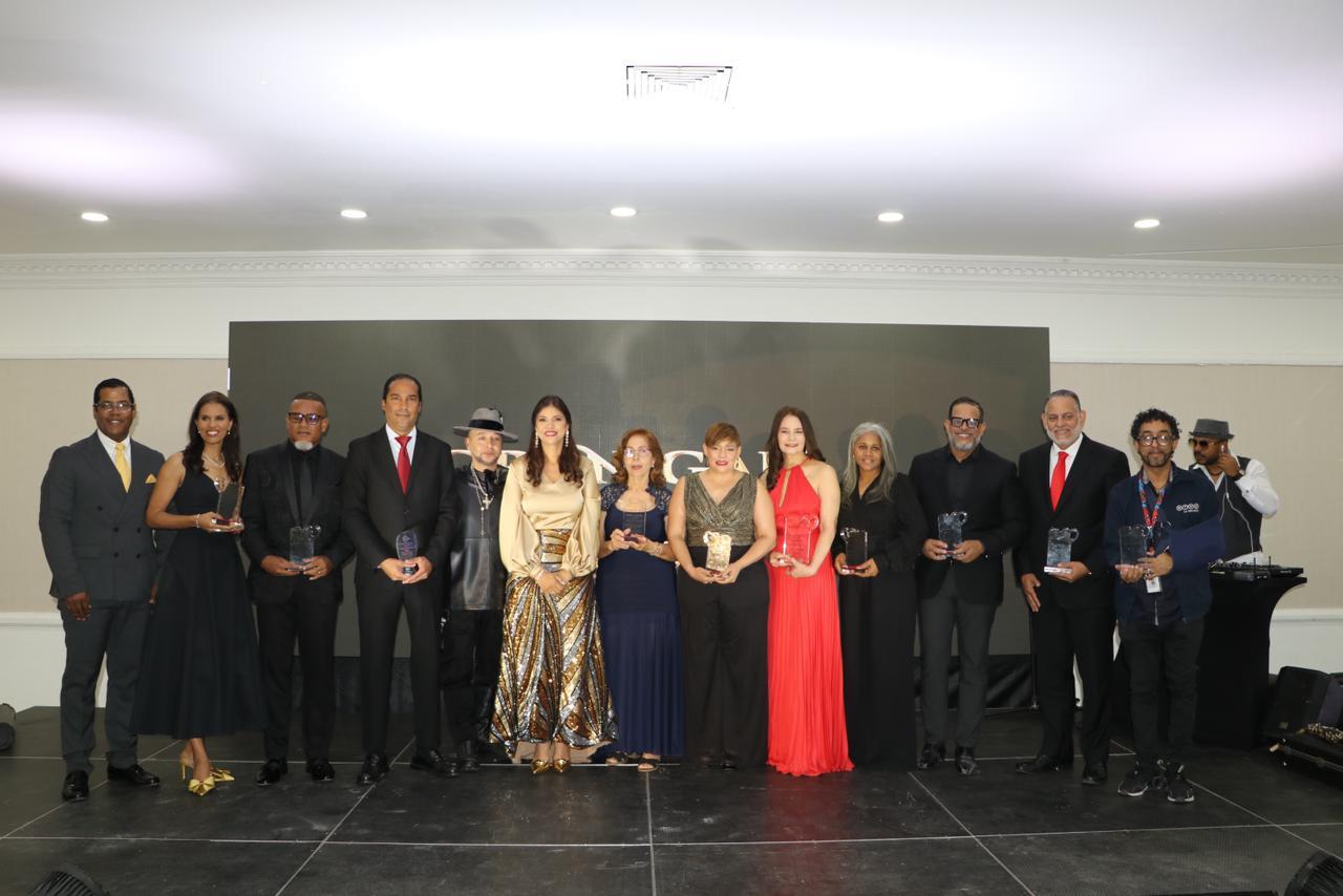 Gran Gala de la Solidaridad 2025 reconoce a 10 instituciones y personalidades que transforman vidas en la República Dominicana