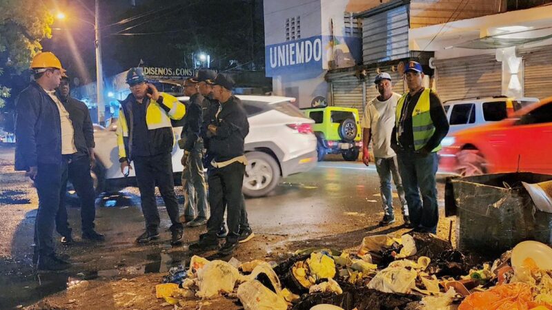 Dío Astacio declara guerra contra la basura en todo el municipio