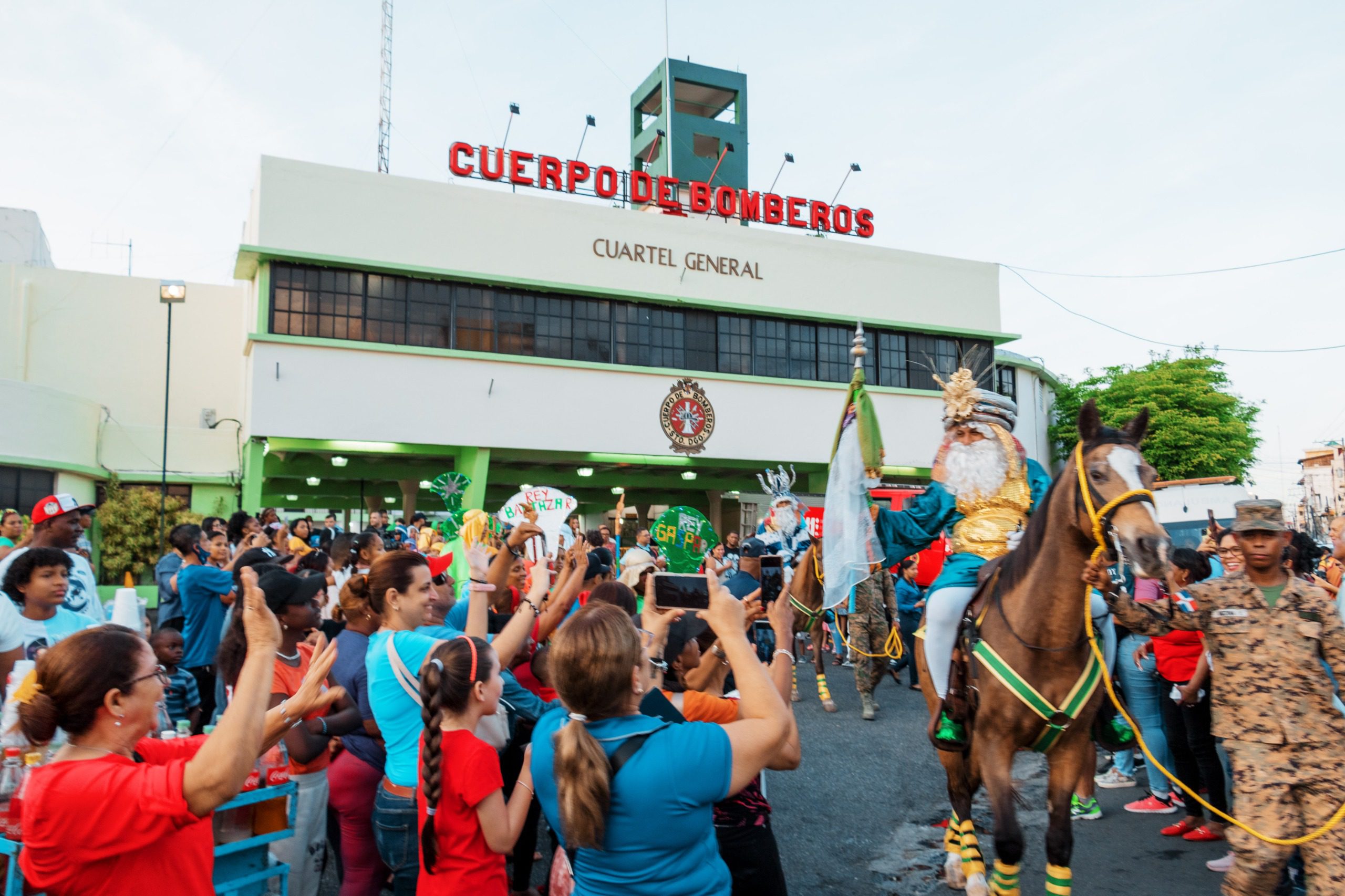 Cuerpo de Bomberos del DN realizará desfile del Día de Reyes Magos el lunes 05 de enero