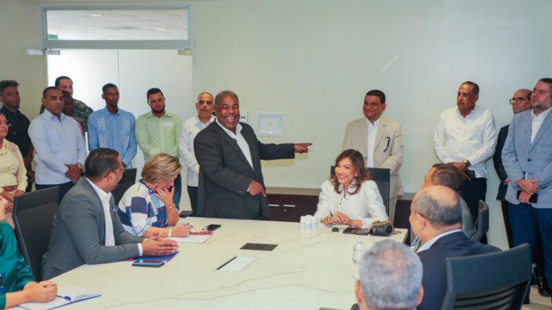 Tony Peña Guaba se despide del Gabinete de Política Social tras cinco años de servicio y compromiso con los más vulnerables.