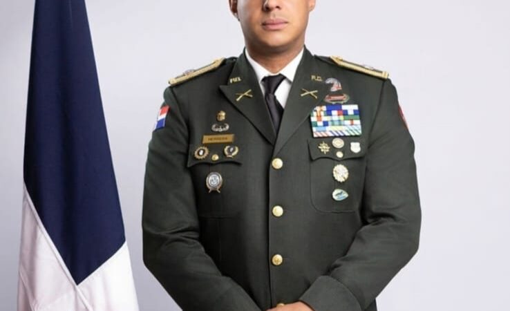 De Frente a la Verdad felicita al coronel Almonte Herrera en ocasión de su cumpleaños