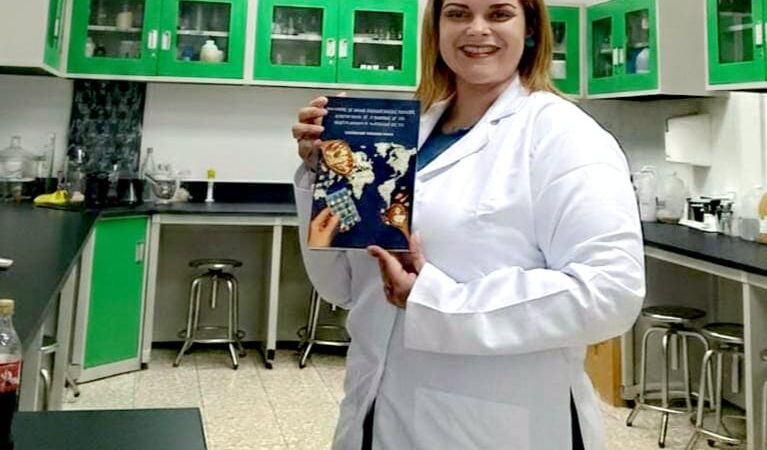 Carla Fonseca Breamadrid lanza su página web oficial para fortalecer la gestión de calidad farmacéutica y promover su nuevo libro