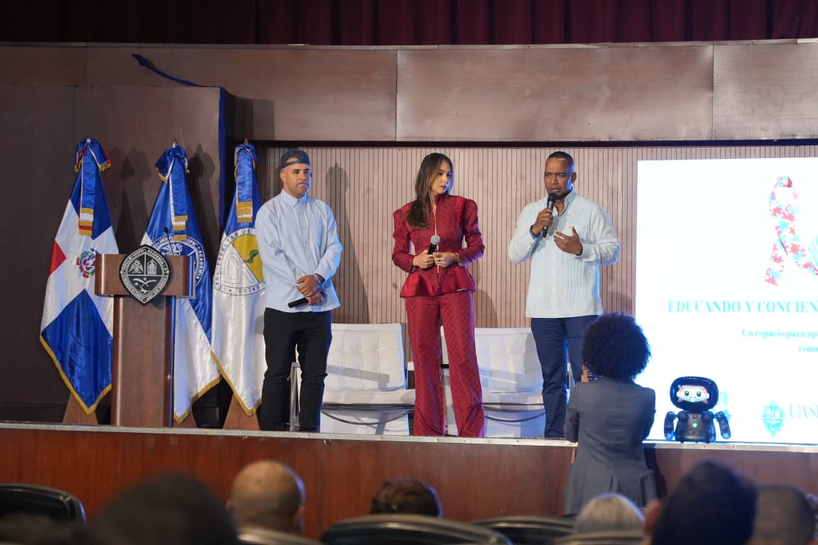 UASD impulsa jornada académica de concienciación sobre el autismo junto a Miss Universo