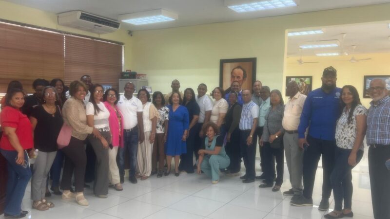 Profesorado recibe con receptividad candidatos a dirigir la UASD Recinto Barahona