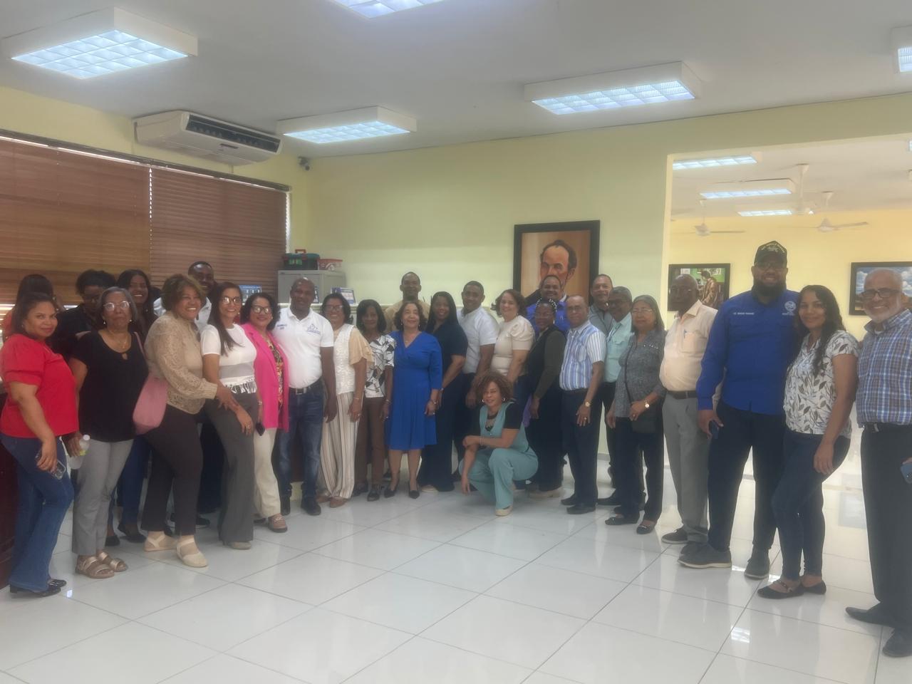 Profesorado recibe con receptividad candidatos a dirigir la UASD Recinto Barahona
